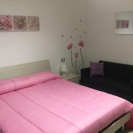 App Sul Lungomare Appartement San Benedetto del Tronto Buitenkant foto