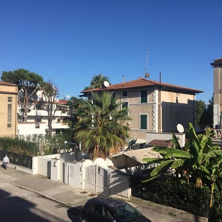 App Sul Lungomare Appartement San Benedetto del Tronto Buitenkant foto