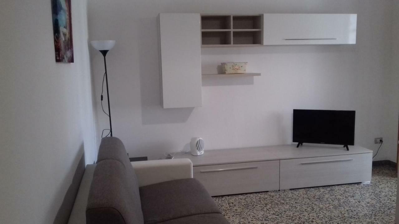 App Sul Lungomare Appartement San Benedetto del Tronto Buitenkant foto