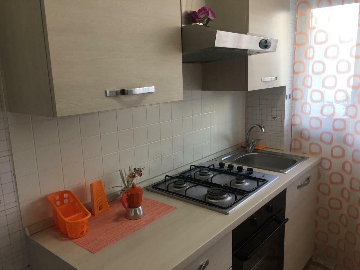 App Sul Lungomare Appartement San Benedetto del Tronto Buitenkant foto
