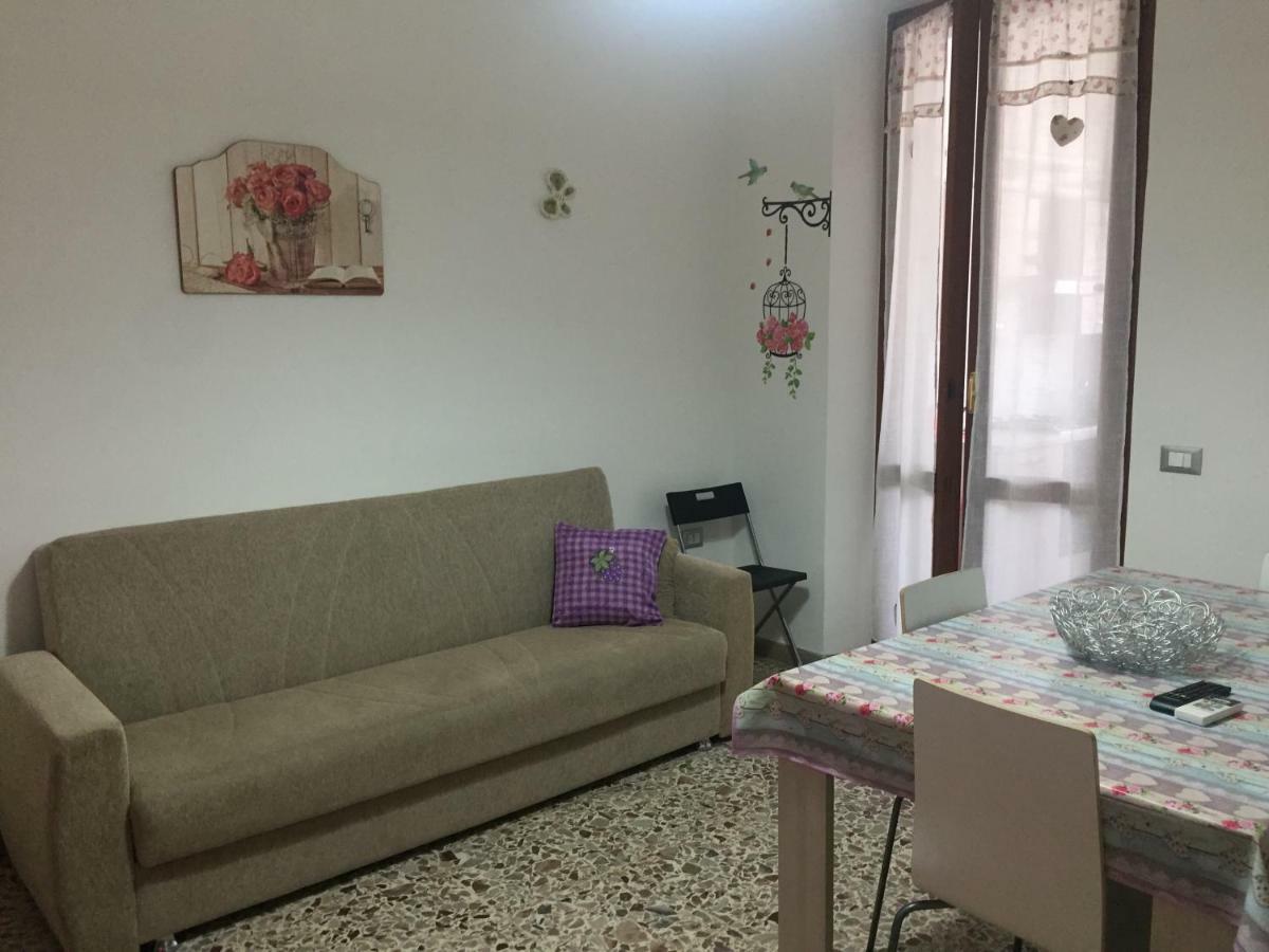 App Sul Lungomare Appartement San Benedetto del Tronto Buitenkant foto