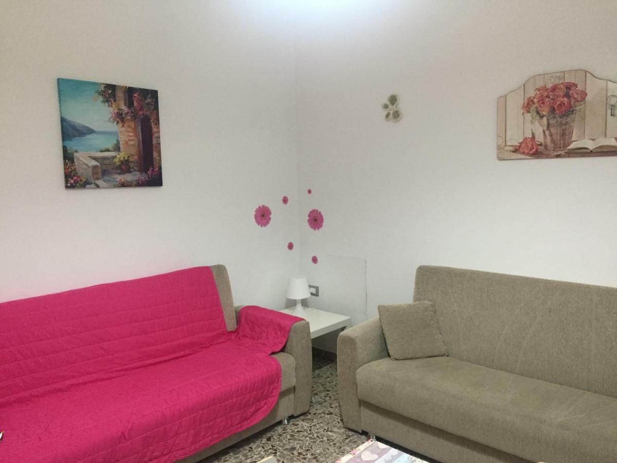 App Sul Lungomare Appartement San Benedetto del Tronto Buitenkant foto
